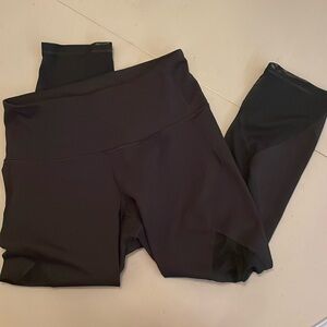 Old Navy Active Elevate Leggings Go Dry Women’s Size Medium